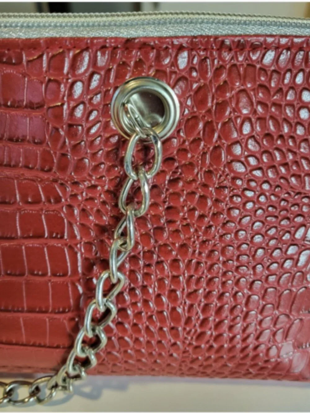 Insulated Wine Bottle Tote Bag Red Animal Print Silver Chain Handles 13 x 6 in